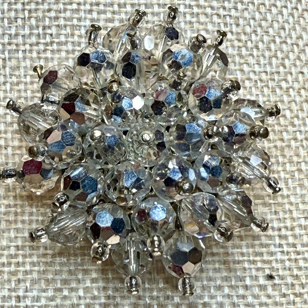 Vintage Antique Elegant Silver Aurora Borealis Crystal Brooch